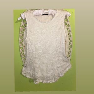 White lace top ❀❀❀